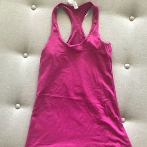 Lululemon tank